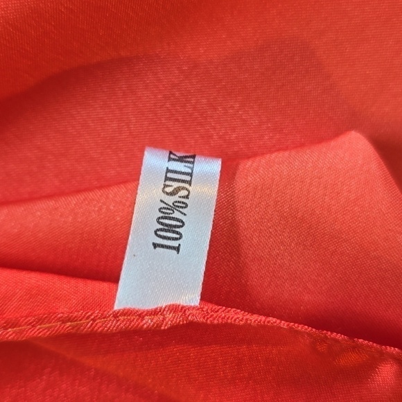 Womens SILK Vibrant Floral SALMON Coral Orange Luxury Silk Wrap SCARF LARGE - Picture 6 of 6